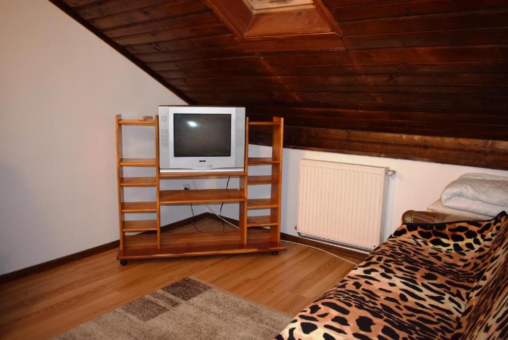 Rustic & Romantic Apartment Brassó Kültér fotó